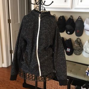 Lululemon men’s hoodie